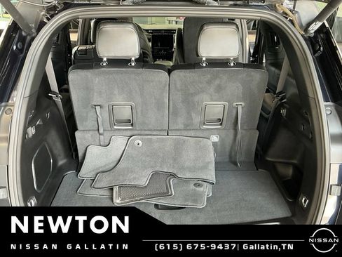 Used 2024 Jeep Grand Cherokee L Limited AWD/4WD image 31