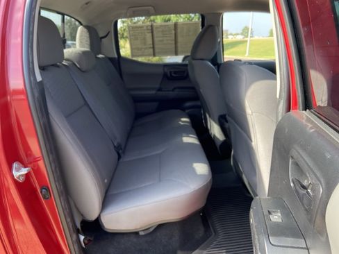 Used 2023 Toyota Tacoma SR AWD/4WD image 12