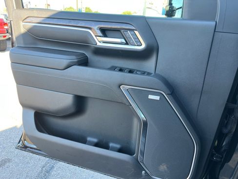 Used 2024 Chevrolet Silverado 2500 LTZ w/ LTZ Plus Package image 13