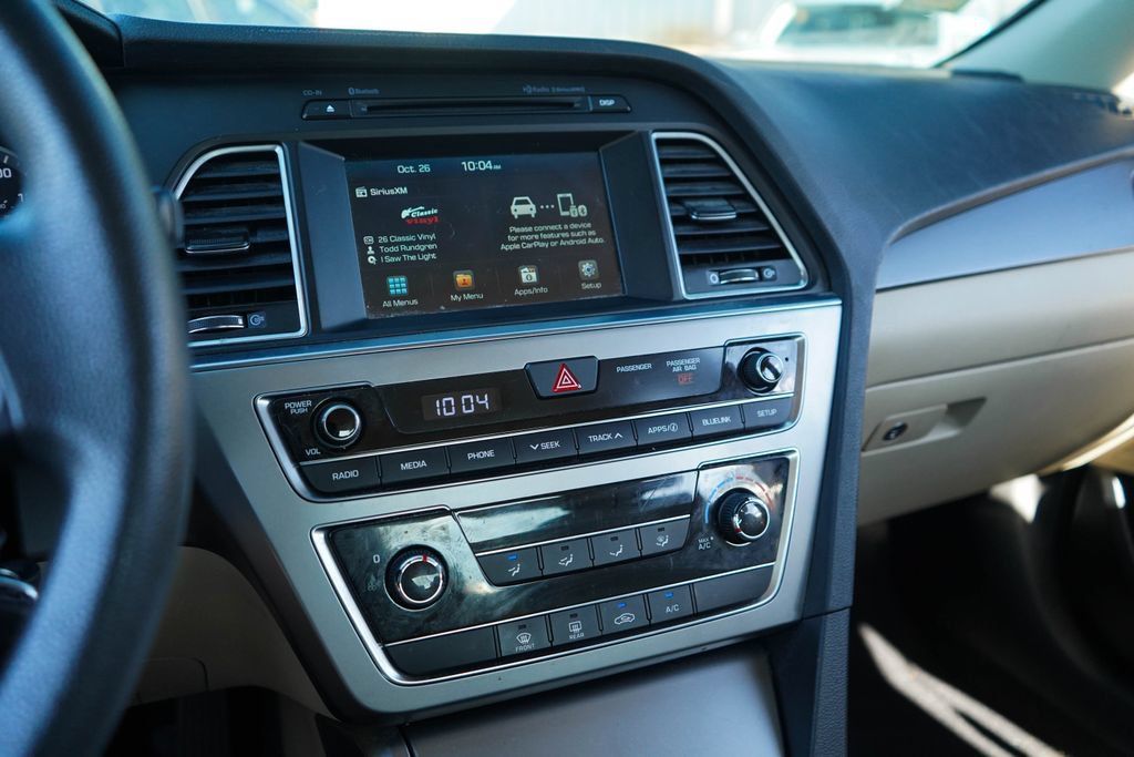 Used 2017 Hyundai Sonata Sport FWD image 8