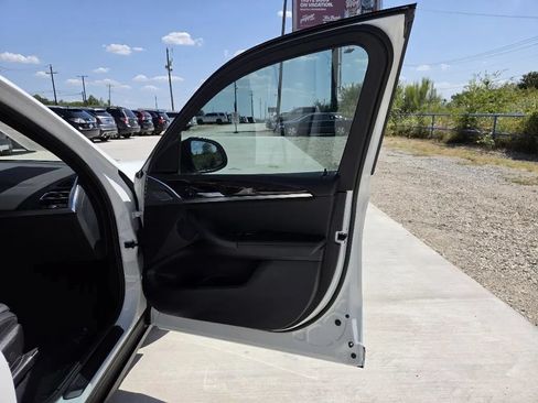 Used 2023 BMW X3 sDrive30i w/ Premium Package RWD image 22