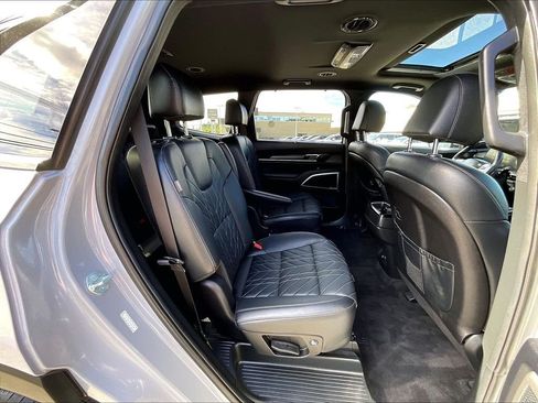 Used 2023 Kia Telluride EX X-Line AWD/4WD image 16