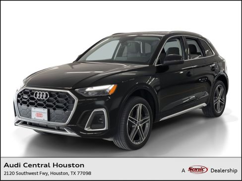 Used 2023 Audi Q5 e Premium w/ Convenience Package image 1