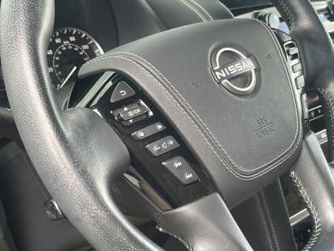 Used 2023 Nissan Armada Platinum w/ Captain's Chairs Package AWD/4WD image 19