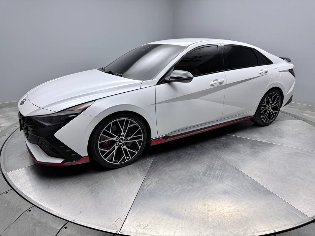 Used 2023 Hyundai Elantra N FWD image 1