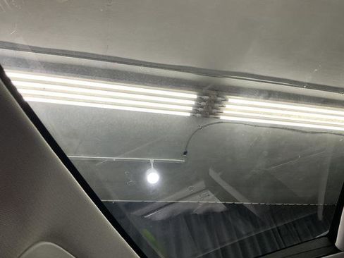 Used 2020 GMC Acadia SLT w/ Driver Alert Package II image 30