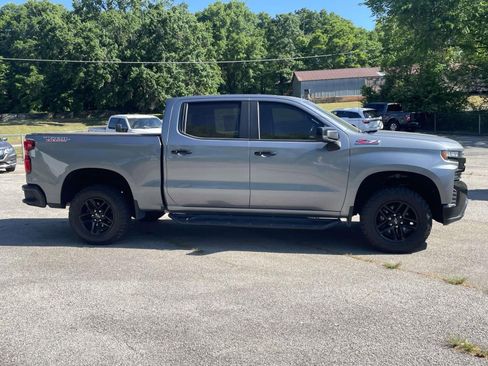 Used 2019 Chevrolet Silverado 1500 LT Trail Boss AWD/4WD image 2