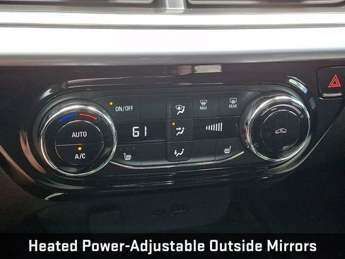 Used 2025 Chevrolet Trax LT w/ Driver Confidence Package FWD image 19