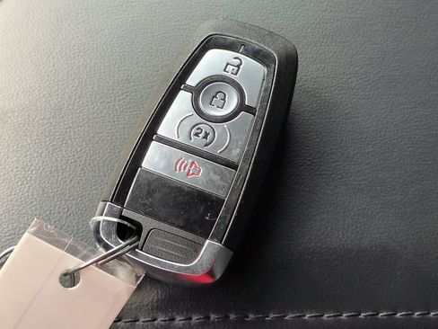 Used 2024 Ford Maverick Lariat w/ Black Appearance Package AWD/4WD image 28