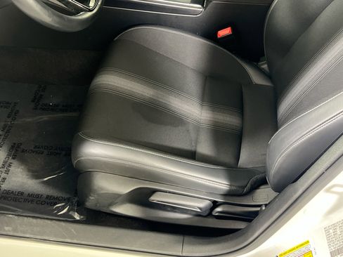 Used 2023 Honda Civic Sport image 18