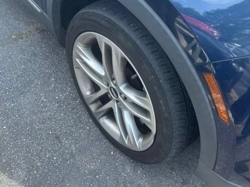 Used 2017 Lincoln MKC Reserve AWD/4WD image 4