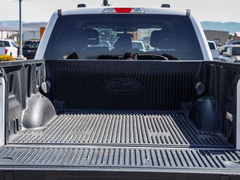 Used 2023 Ford F150 XLT AWD/4WD image 7