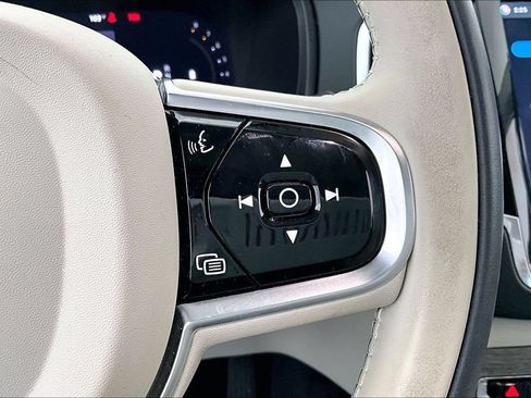 Certified 2023 Volvo XC90 B6 Ultimate AWD/4WD image 27