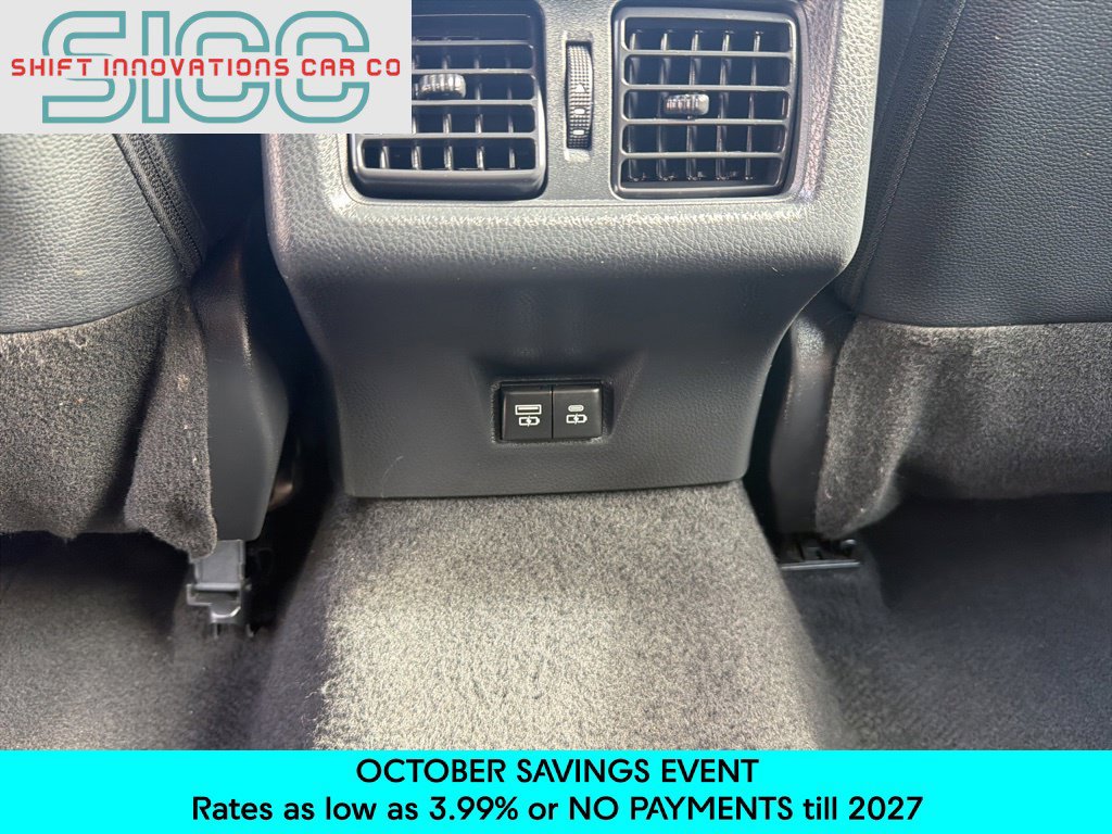 Used 2025 Toyota Camry SE FWD image 21