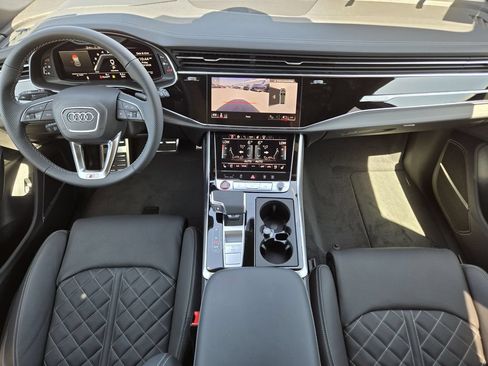 New 2026 Audi SQ8 Prestige AWD/4WD image 31