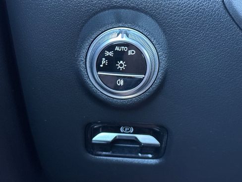 Certified 2023 Mercedes-Benz C 300 Sedan w/ AMG Line w/ Night Package image 33