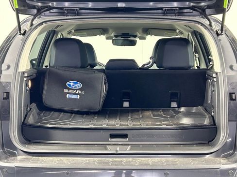 Used 2023 Subaru Crosstrek Hybrid w/ Popular Package #3 image 13