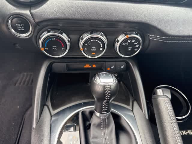 Used 2023 MAZDA MX-5 Miata Grand Touring RWD image 18