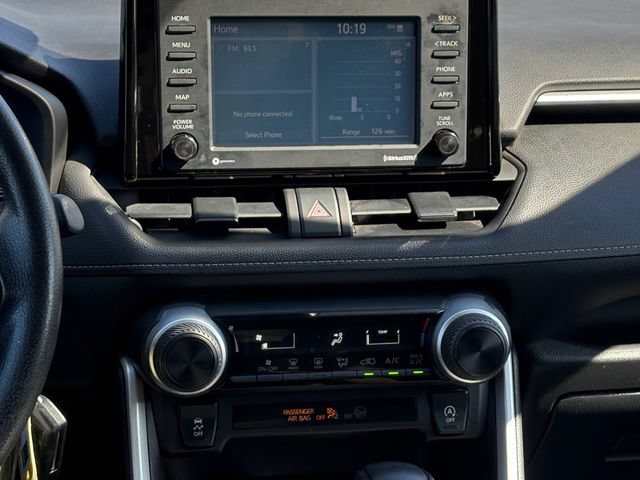 Certified 2022 Toyota RAV4 LE w/ Carpet Mat Package (TMS) AWD/4WD image 18