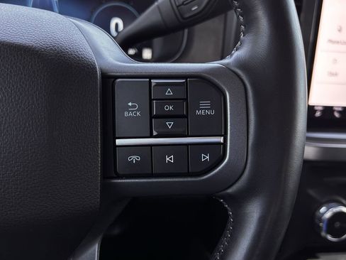 Used 2023 Ford F250 Lariat w/ Lariat Ultimate Package AWD/4WD image 14