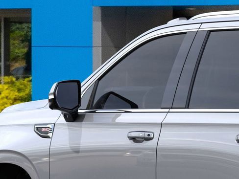 New 2026 GMC Yukon Elevation image 12