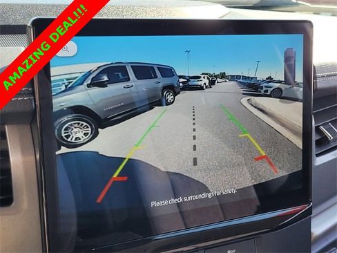 Used 2022 Ford Expedition Max XLT image 17