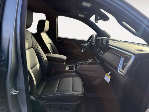 New 2026 GMC Canyon Denali image 19