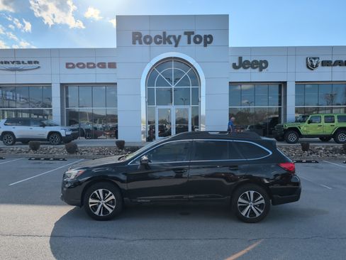 Used 2019 Subaru Outback 2.5i Limited image 1