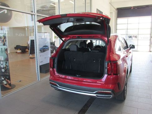 Used 2022 Kia Sorento SX image 34