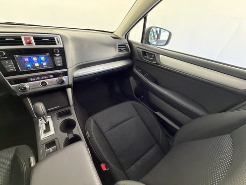 Used 2018 Subaru Outback 2.5i AWD/4WD image 28