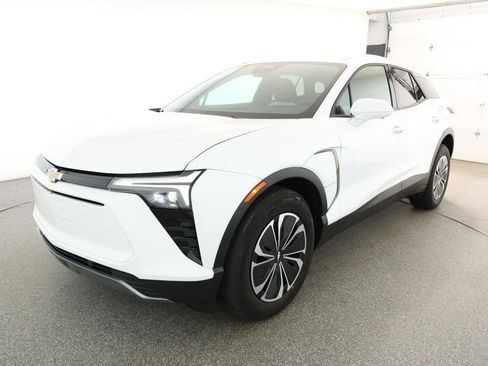 Used 2024 Chevrolet Blazer EV LT image 1