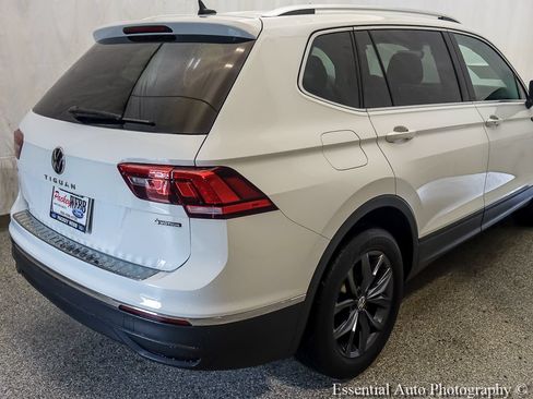 Used 2022 Volkswagen Tiguan SE AWD/4WD image 7