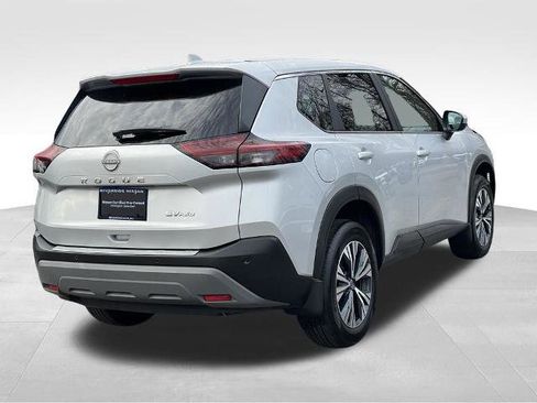 Certified 2023 Nissan Rogue SV image 3