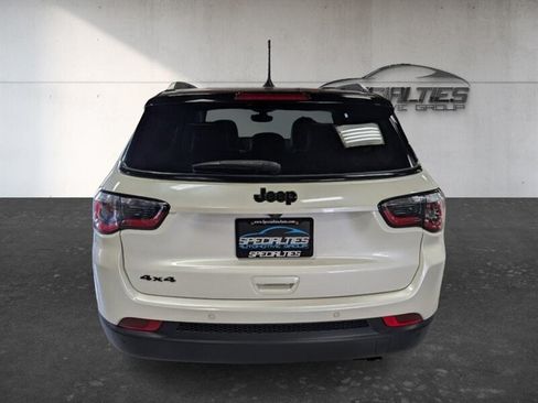Used 2019 Jeep Compass High Altitude AWD/4WD image 9
