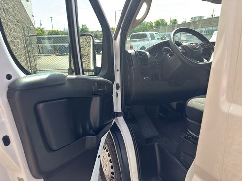 Used 2025 RAM ProMaster 1500 FWD image 13