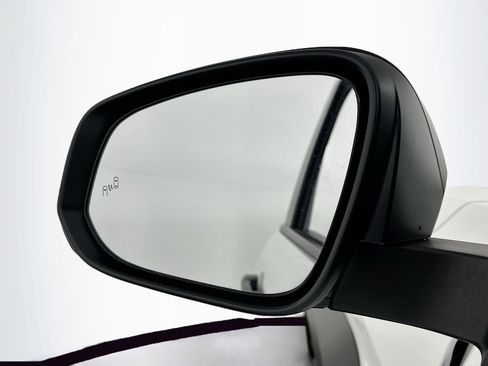 Used 2025 Toyota 4Runner SR5 image 33