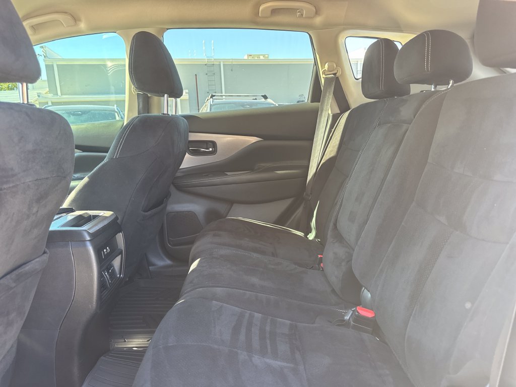 Used 2020 Nissan Murano SV w/ Cargo Package FWD image 11