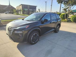 Used 2024 Nissan Rogue SV FWD video 1