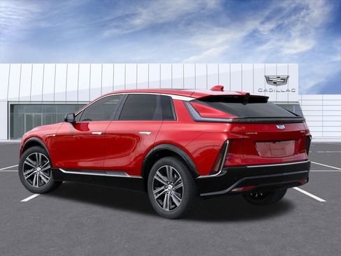 New 2025 Cadillac Lyriq Luxury image 3