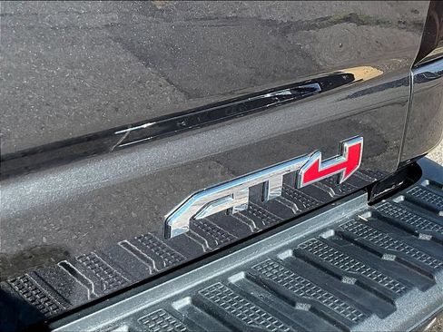 Used 2020 GMC Sierra 3500 AT4 w/ AT4 Premium Package AWD/4WD image 27