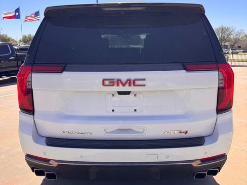 Used 2025 GMC Yukon AT4 Ultimate image 7