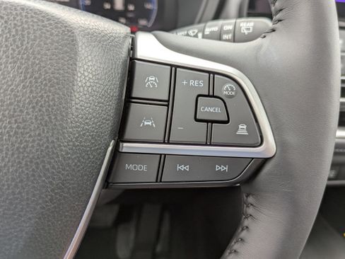 New 2026 Toyota Grand Highlander FWD image 22