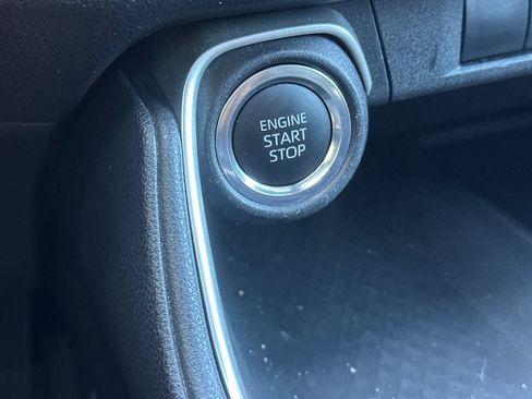 Used 2025 Toyota Grand Highlander FWD image 16