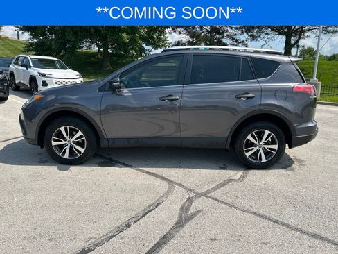 Used 2016 Toyota RAV4 XLE FWD image 8