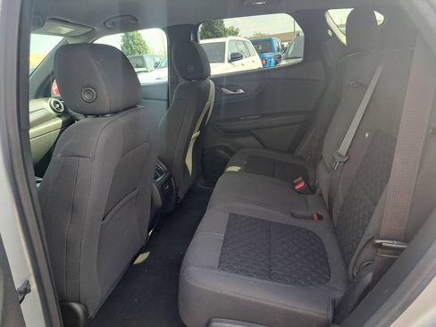 Used 2022 Chevrolet Blazer LT FWD image 29