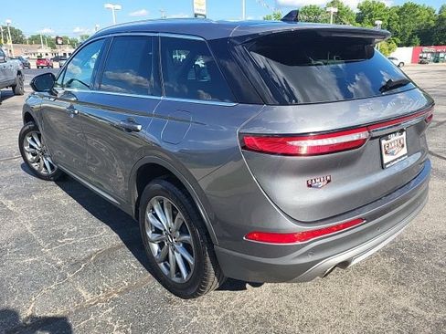 Used 2022 Lincoln Corsair AWD w/ Premium Package image 13