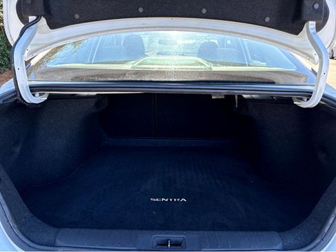 Certified 2024 Nissan Sentra SV image 27