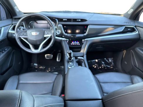 Used 2021 Cadillac XT6 Sport AWD/4WD image 11