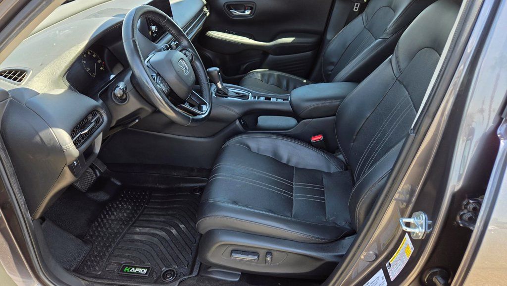 Used 2024 Honda HR-V EX-L image 13