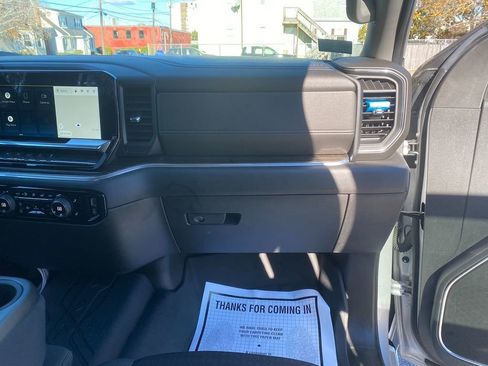 Used 2022 Chevrolet Silverado 1500 LT image 30